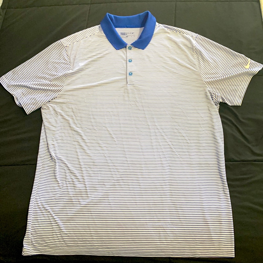 Three Nike Drifit golf shirts XL Blue color ways